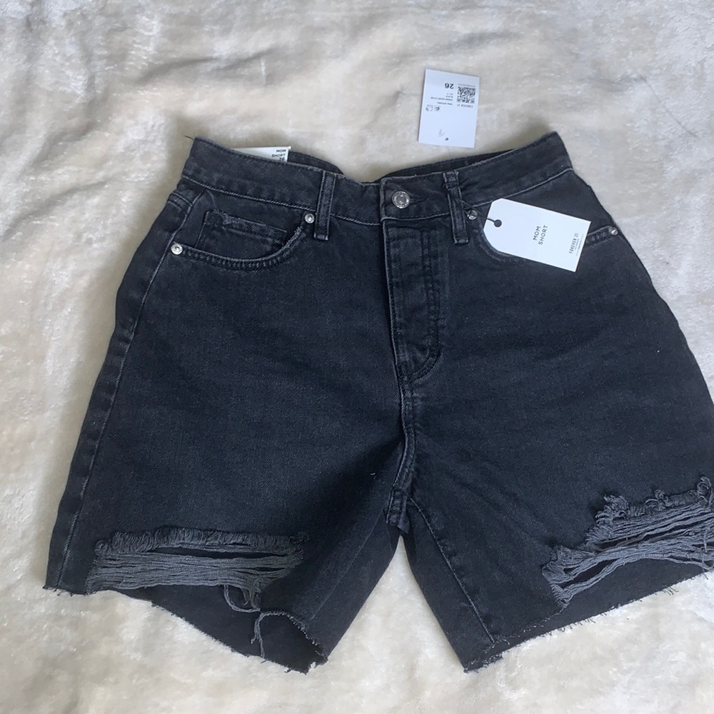 Forever 21 mom short size 26 black